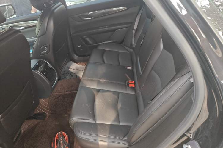 Used Cadillac CT6 2021 28T Luxury Version Left Rear Seat