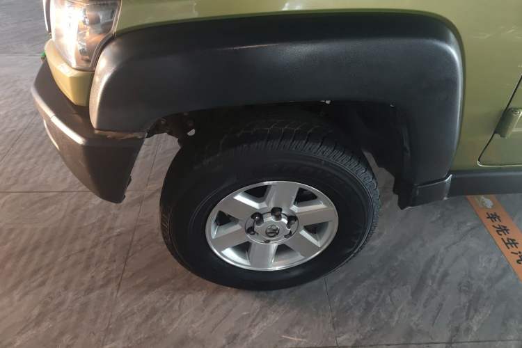 Used BAIC Off-Road BJ40 2016 40L 2.3T Automatic Two-Wheel Drive Luxury Edition
