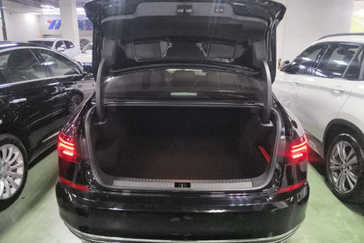 Used Volkswagen Passat 2019 380TSI Flagship Edition China VI Standard
