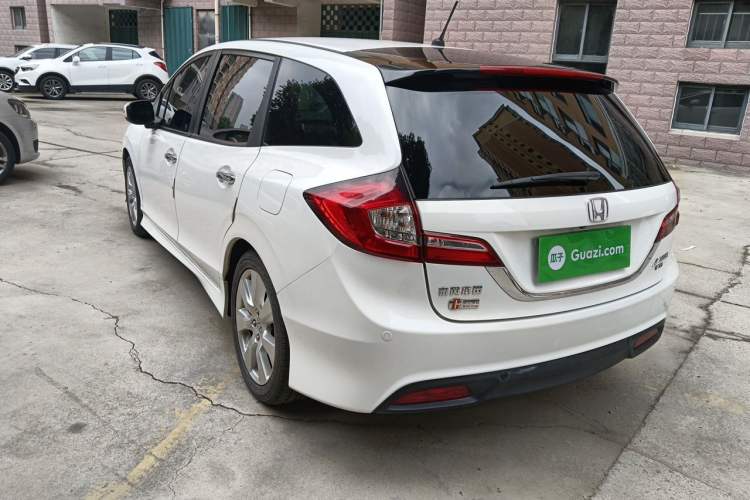 Used Honda Jade 2014 1.8L CVT Luxury Edition 5 seats