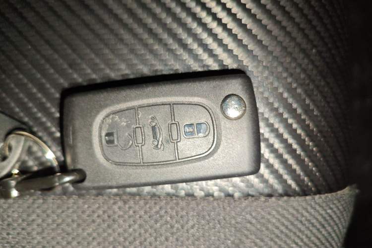 Used Peugeot 308 2013 1.6L Automatic YouShang Model
