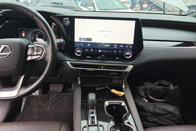 Used Lexus RX 2023 350h Two-Wheel Drive Comfort Edition
