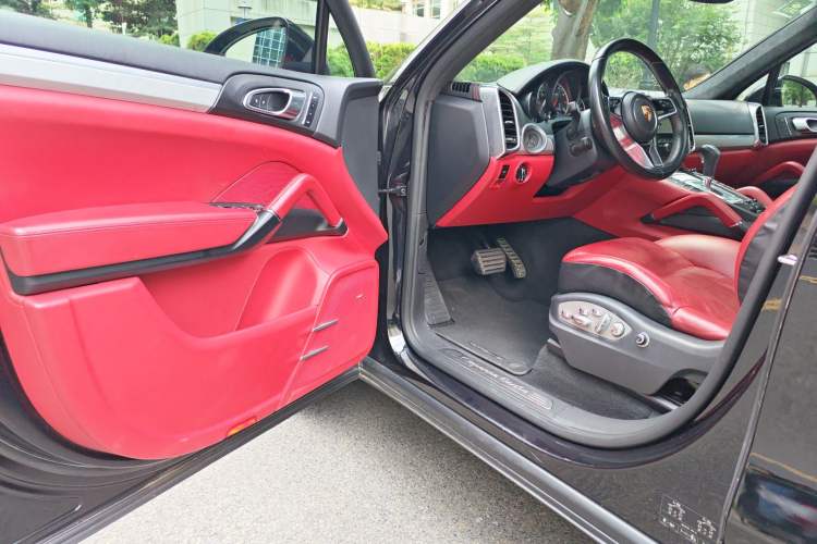 Used Porsche Cayenne 2015 Cayenne Turbo 4.8T Driver Seat