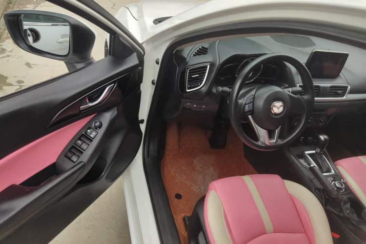 Used Mazda 3 Axela 2016 Sedan 1.5L Automatic Comfort Model Driver Seat