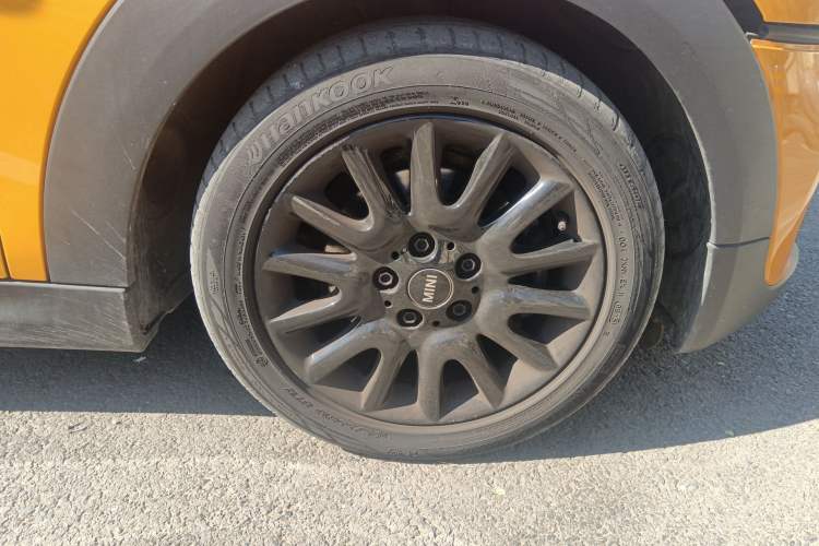 Used MINI 2014 1.5T COOPER Excitement Right Front Wheel Hub