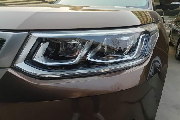 Used Changan CS95 2017 2.0T Four-Wheel Drive SmartDrive Edition