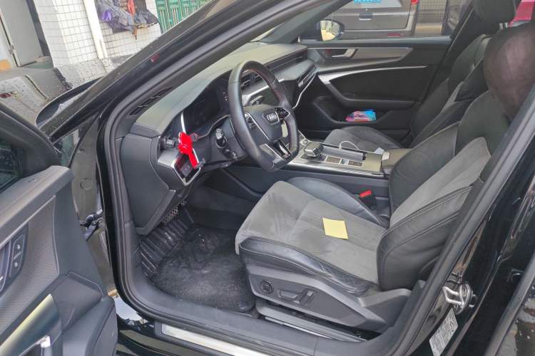 Used Audi A6L 2019 40 TFSI Luxury Dynamic Model
