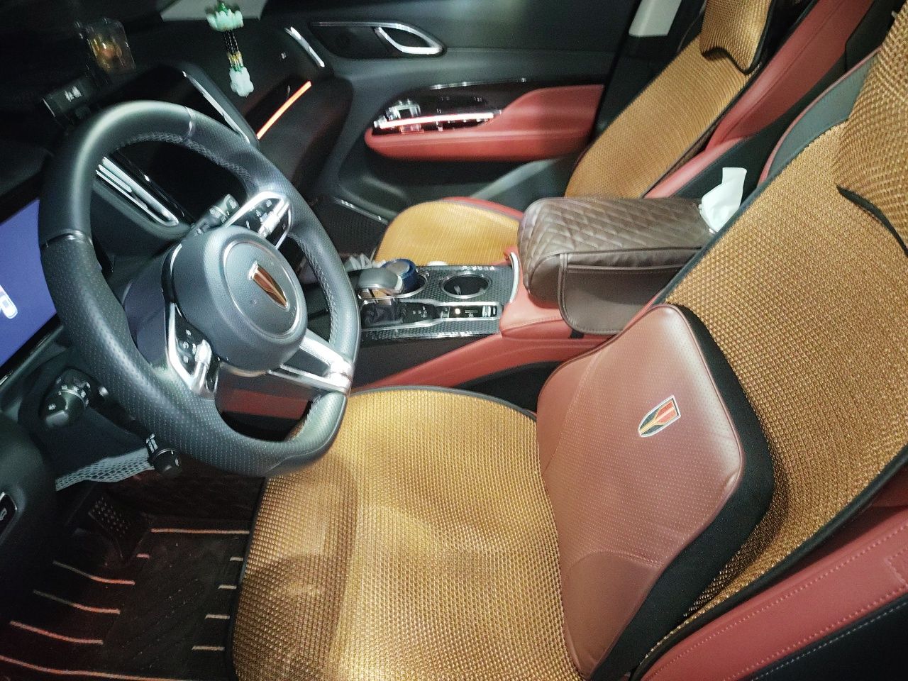 Hongqi HS3 2023 1.5T Two-Wheel Drive Shanwei Edition — снимка 15