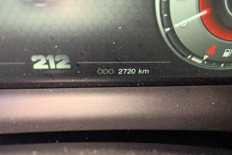 Used 212 T01 2024 2.0T Mechanic