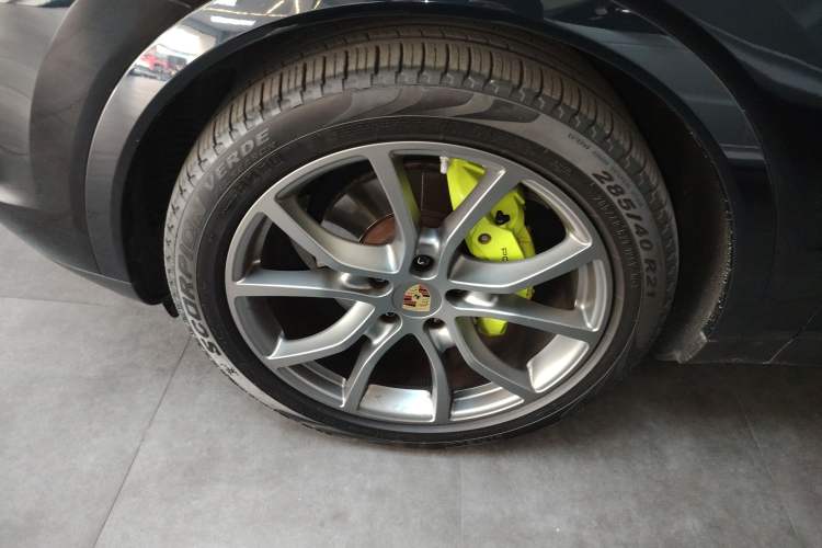Used Porsche Cayenne E-Hybrid 2023 Cayenne E-Hybrid 2.0T Platinum Edition
