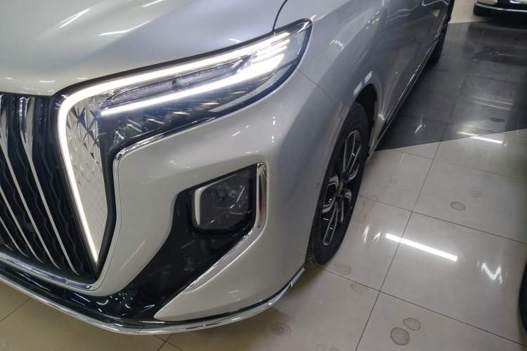 Used Hongqi HQ9 2023 2.0T Smart Connect Flagship Edition
