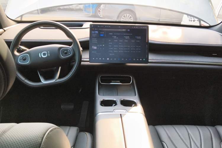 Used CHANGAN NEVO Q07 2025 215 Flagship PLUS
