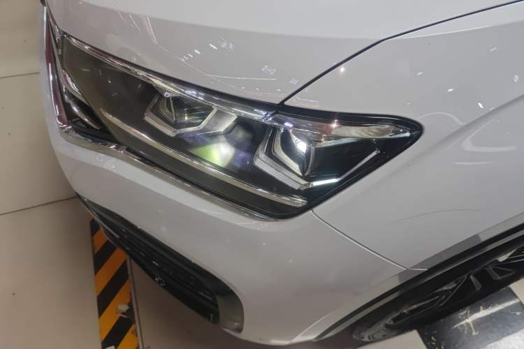 Used Volkswagen Tayron 2019 380TSI All-Wheel Drive R-Line China V-standard Left Front Headlight