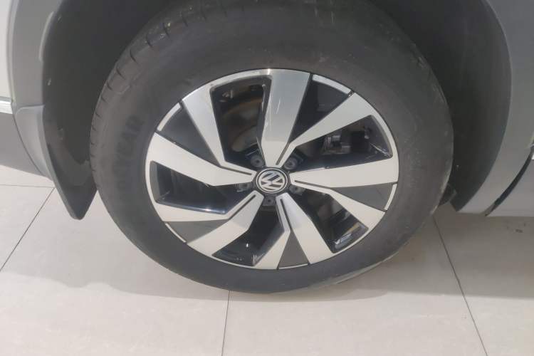 Used Volkswagen Tayron 2019 330TSI Two-Wheel Drive Luxury Model China VI Standard
