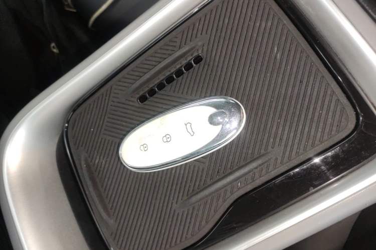 Used Dongfeng NAMMI 01 2024 430 Plus Smart+ Vehicle Key