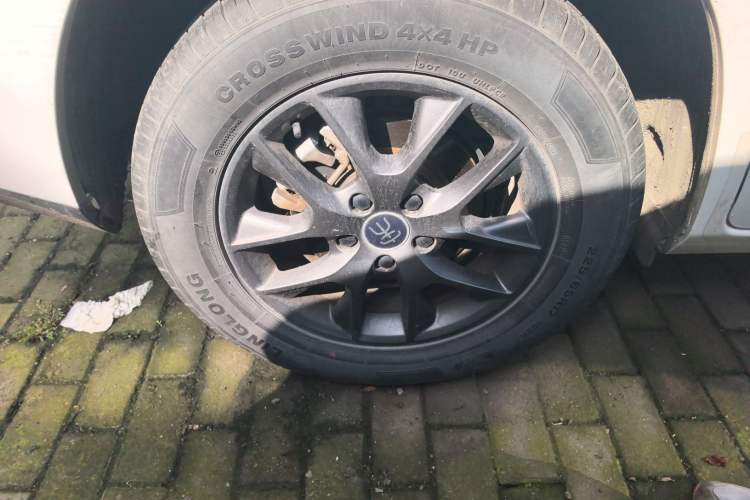 Used BYD Song 2020 Classic Edition 1.5T Automatic Elite Model Exterior 5