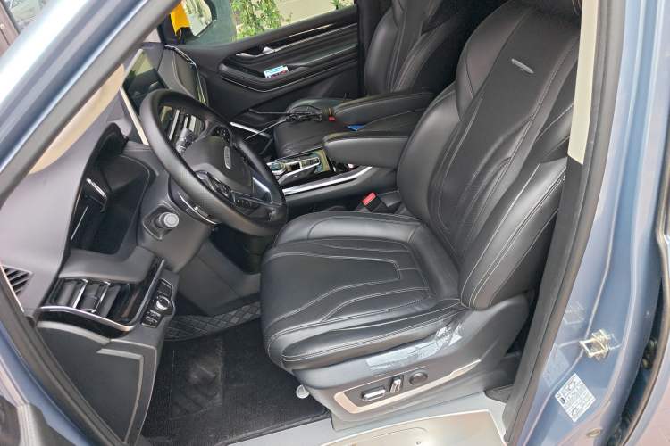 Used SAIC MAXUS G20 2019 First Edition 2.0T Automatic Luxury Version China V Standard