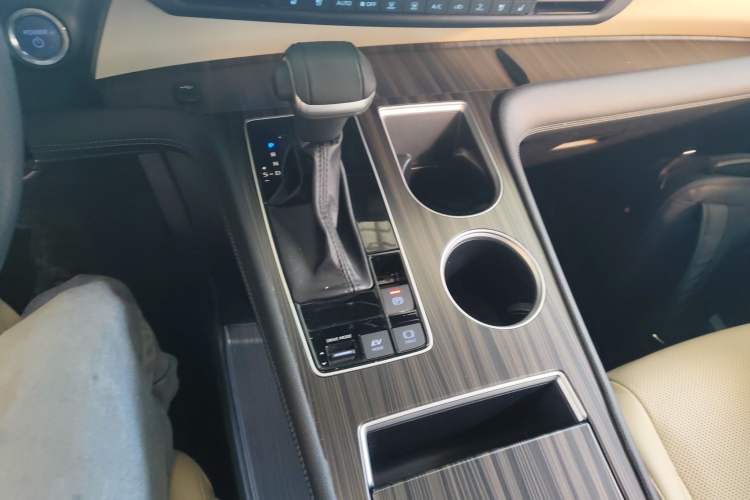 Used Toyota Sienna 2021 2.5L Hybrid Ultimate Edition