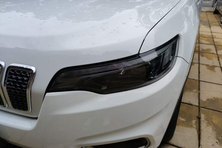 Used Jeep Cherokee 2020 2.0T Two-Wheel Drive Leading Edition