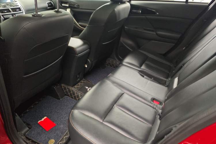 Used Mitsubishi Eclipse Cross 2019 1.5T CVT Two-Wheel Drive Belief Edition China VI Standard Left Rear Seat