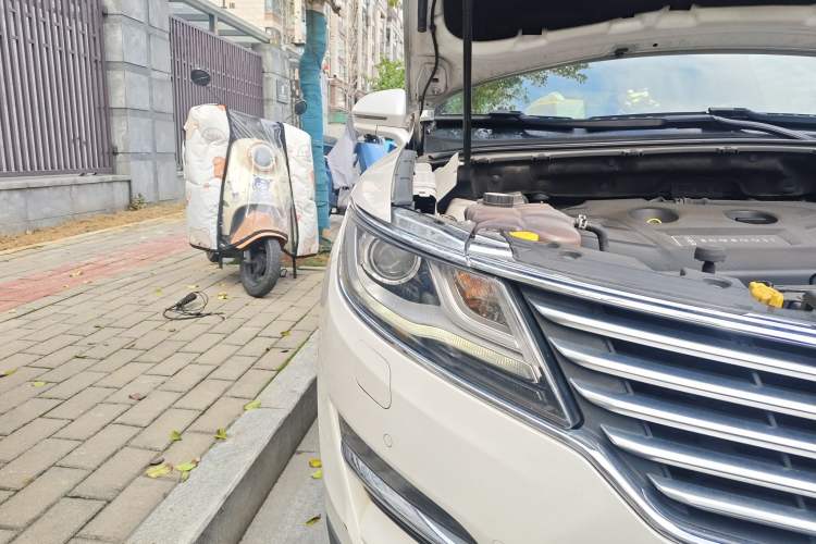 Used Lincoln MKC 2014 2.0T Four-Wheel Drive Luxury Edition
