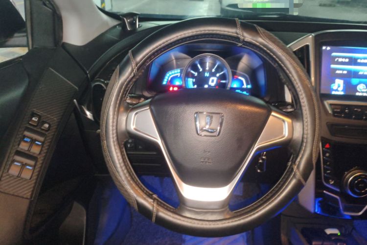 Used Luxgen U6 SUV 2015 1.8T Fashion-Upgraded Model
