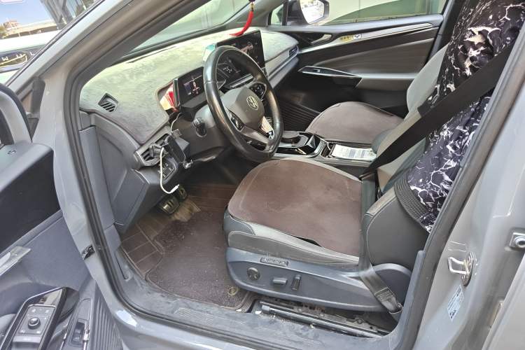 Used Volkswagen ID.4 CROZZ 2021 Long-Range PRO Two-Wheel Drive Version