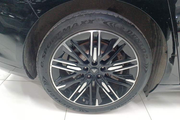 Used NETA S 2024 Revised Version Range-Extended 1060 AR-HUD Edition