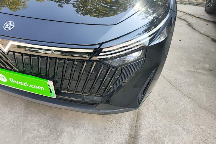 Used Venucia V DD-i 2023 60km iD Version
