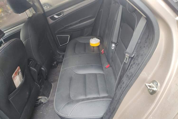 Used Geely Auto Emgrand GL 2018 1.8L DCT Elite Smart Connectivity Version Left Rear Seat