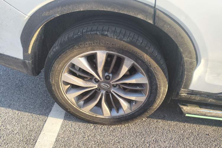 Used GAC Trumpchi GS8 2017 320T Two-Wheel Drive Luxury Smart Connectivity Version (7 Seats)
