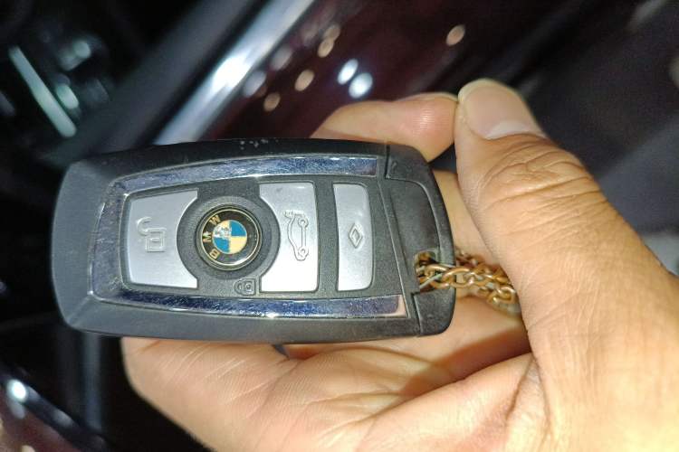 Used BMW 5 Series GT 2014 535i Luxury Edition