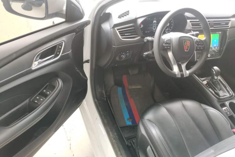 Used Roewe i5 2020 1.5L Automatic 4G Connect Luxury Flagship Edition Driver Seat