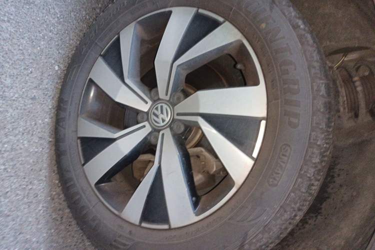 Used Volkswagen Tayron 2019 330TSI Two-Wheel Drive Luxury Model China VI Standard
