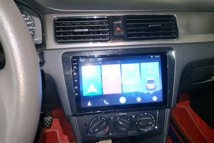 Used Volkswagen Santana 2015 1.6L Automatic Comfort Edition Audio And AC Panel