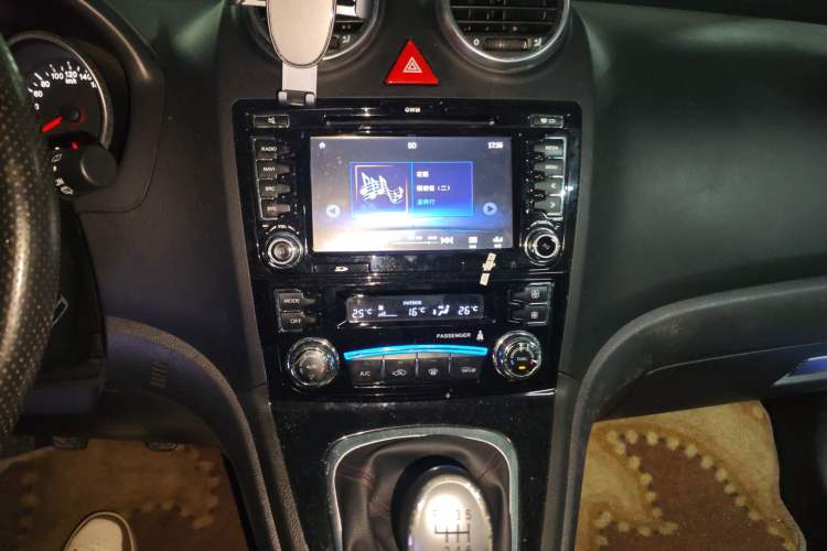 Used Haval H6 2015 Upgraded Model 1.5T Manual Two-Wheel Drive Elite Version