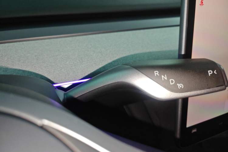 Used Tesla Model Y 2024 Rear-Wheel-Drive Version