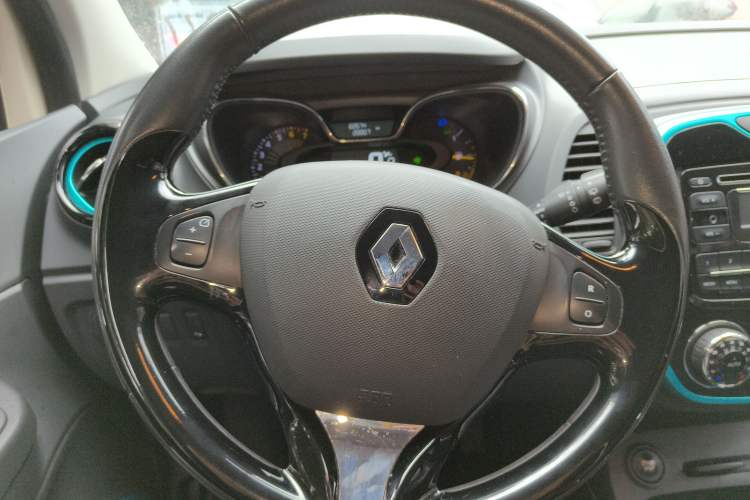 Used Renault Captur 2015 1.2T Automatic Comfort Edition