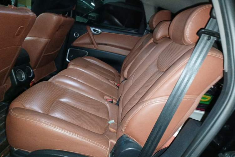 Used Luxgen Great 7 SUV 2014 2.2T Two-Wheel-Drive Smart Version
