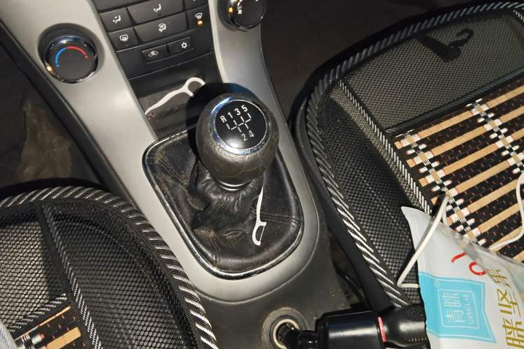 Used Chevrolet Cruze 2013 1.6L SL MT
