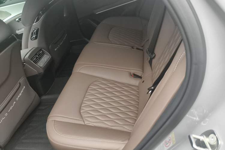 Used BYD Han 2025 DM-i 125KM Prestige Model