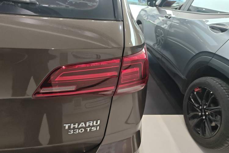 Used Volkswagen Tharu 2019 330TSI Four-Wheel Drive Luxury Edition China VI Standard Right Rear Taillight