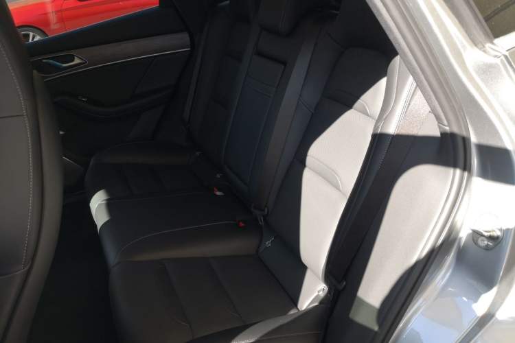 Used SERES SF5 2021 Four-Wheel Drive Freedom Expedition Edition
