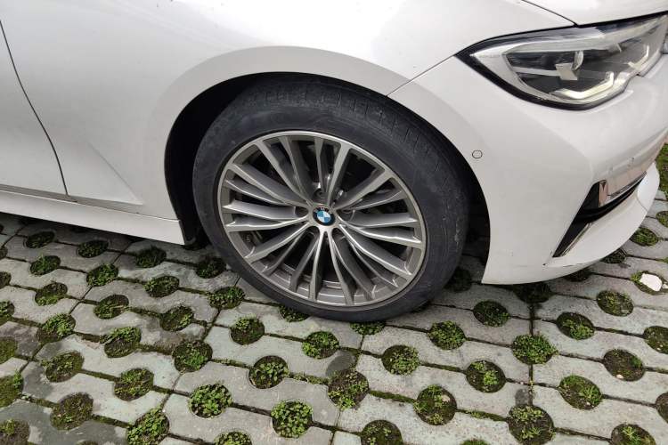 Used BMW 3 Series 2020 325Li First Edition
