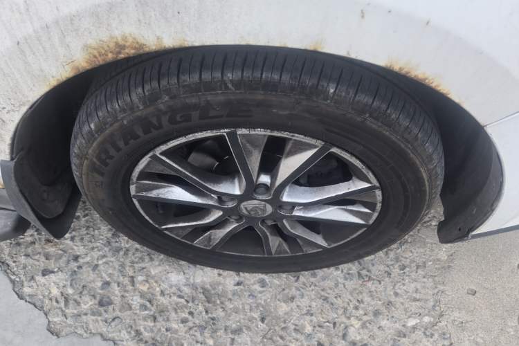 Used Baojun 730 2016 1.5T Manual Luxury Edition 7 Seats