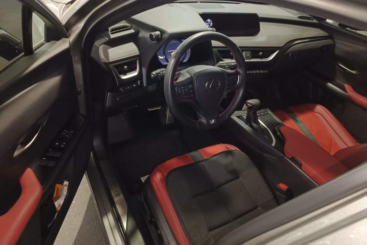 Used Lexus UX 2020 260h F SPORT Version