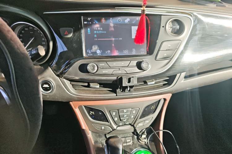 Used Buick Envision 2018 28T Four-Wheel Drive Elite Version