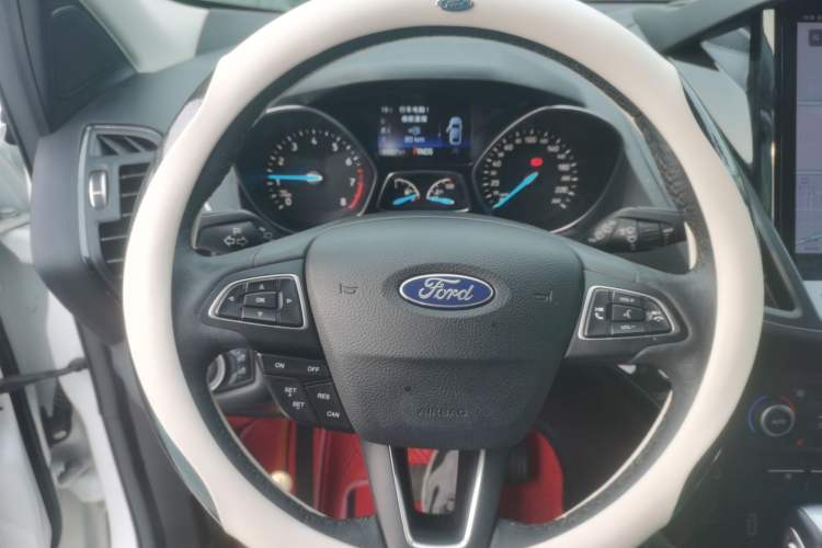 Used Ford Kuga 2019 EcoBoost 180 Two-Wheel-Drive Titanium Plus Model China VI Standard
