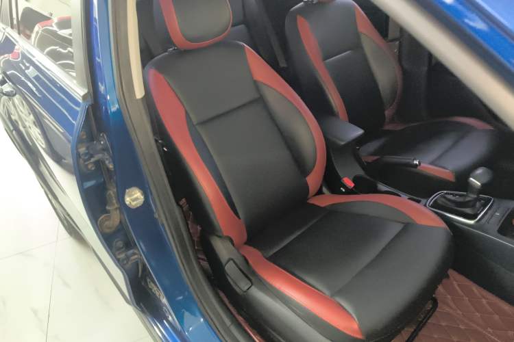 Used Kia KX Cross 2017 1.4L AT GLS
