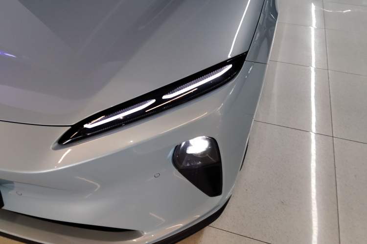 Used Nio ET5T 2023 75 kWh Touring